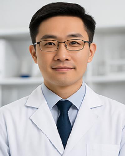 Dr. James Lee - Científico de formulación de péptidos, HGH Peptides Lab