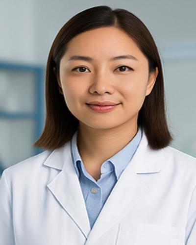 Emily Chen - Directora de Control de Calidad, HGH Peptides Lab